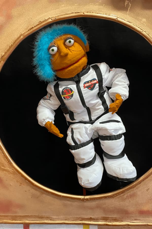 Journey to the Stars – Squashbox Theatre