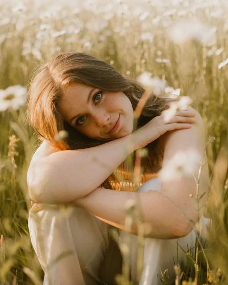 Live on the Lizard – Ezmay Grace