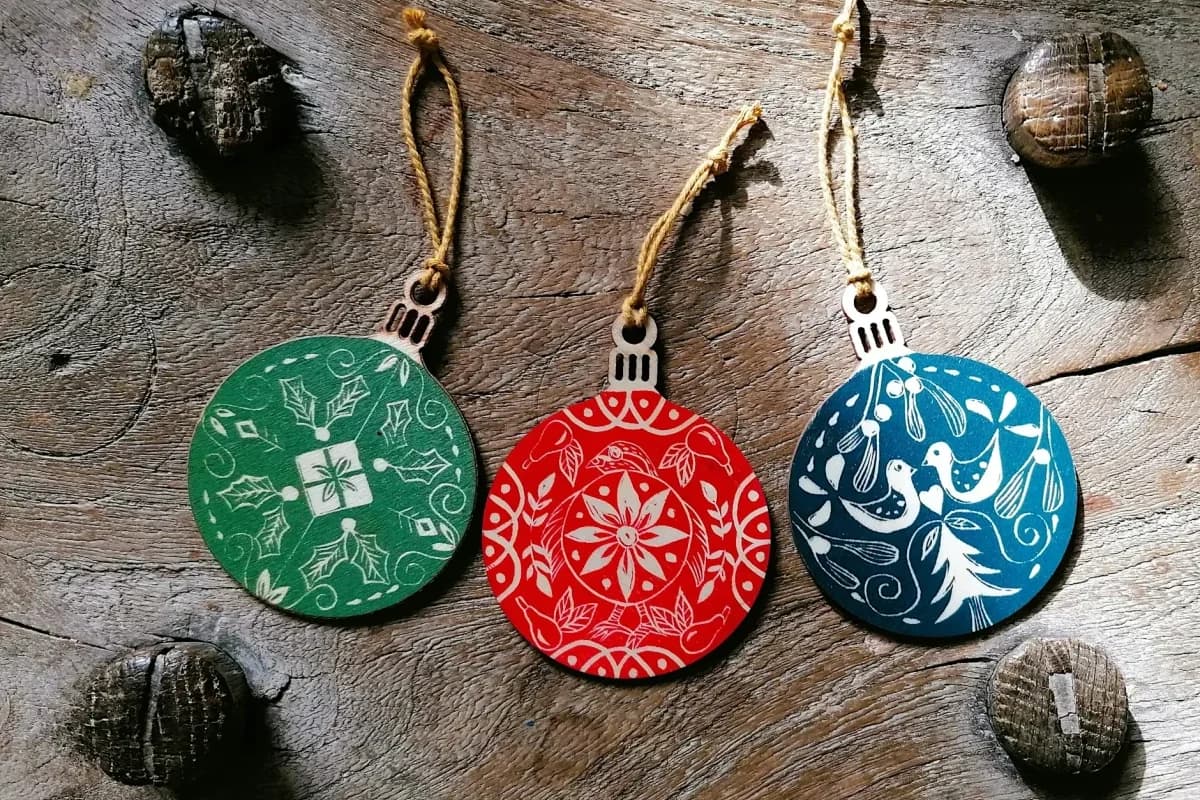 Festive Bauble Lino-Printing Workshop